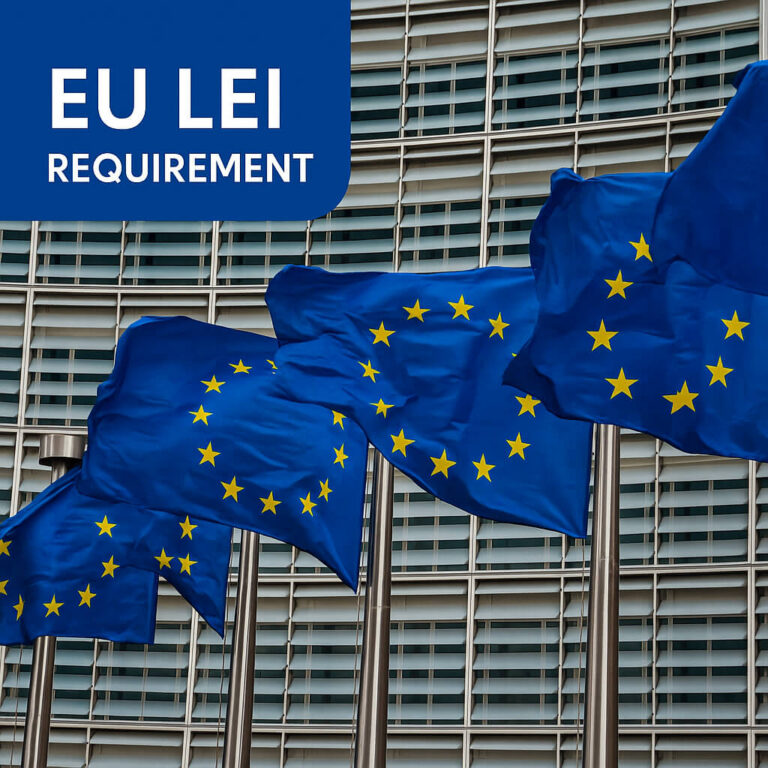 EU LEI -vaatimus – Euroopan unionin liput komission rakennuksen edessä, symboloimassa oikeushenkilötunnisteen velvoitteita EU:ssa